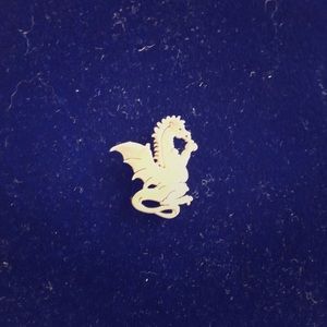 Sterling silver dragon pendant/ pin